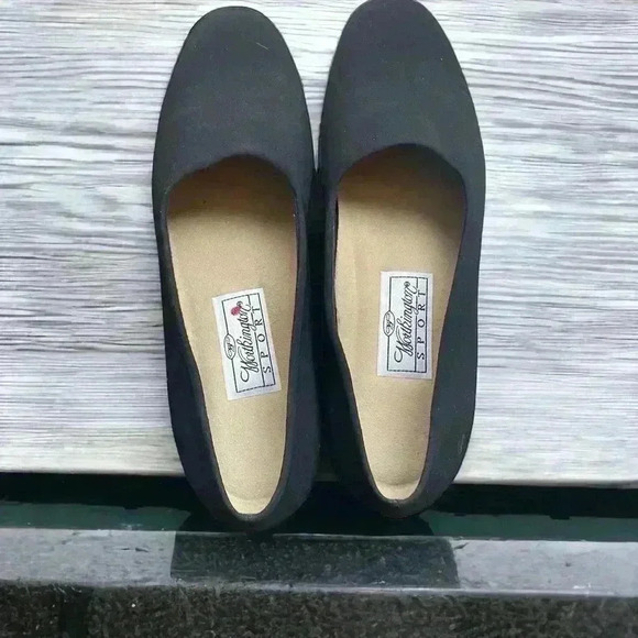 Worthington Sport Women’s size 7 Black Cloth Slip-On flats.  Great Condition - Picture 9 of 9